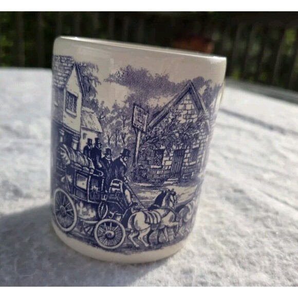 Vintage Royal Stafford Coaching Scene Coffee Mug Made in England Blue White Cup - Picture 3 of 12